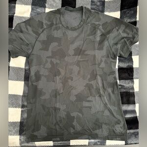 Metal Vent Black Camo T-Shirt